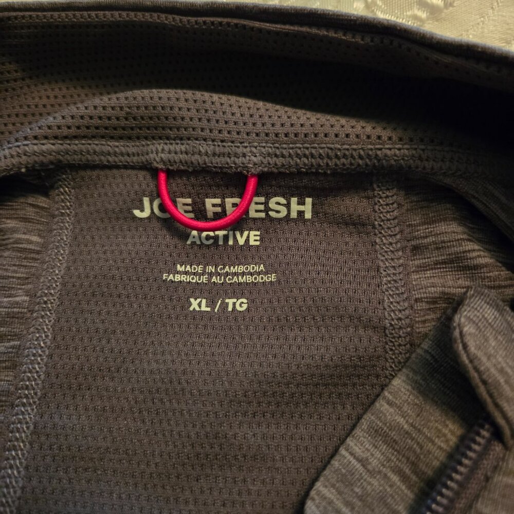 Joe Fresh Active jacket - Picture 3 of 4
